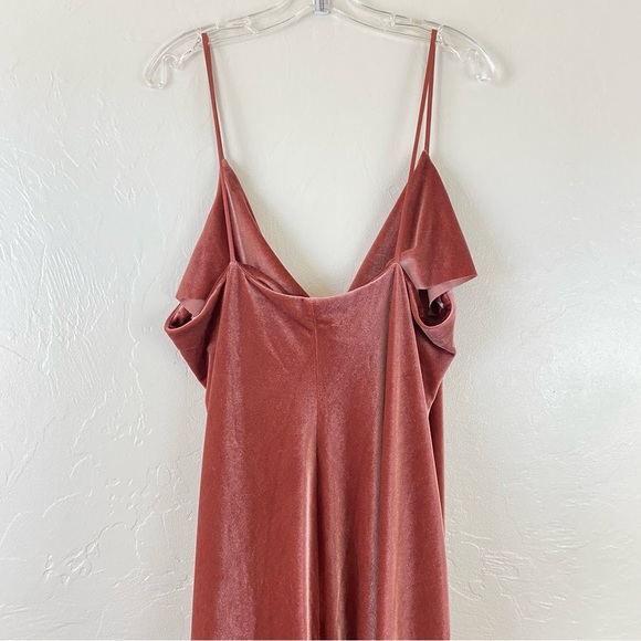 Jenny Yoo Collection 24 Orange Peach Crushed Velvet Spaghetti Strap Midi Dress - Picture 5 of 6